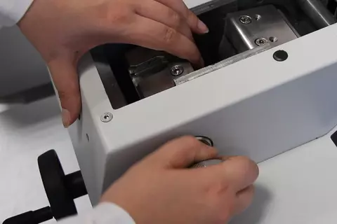 BB 50 Jaw Crusher  - Removing The Crushing Arm