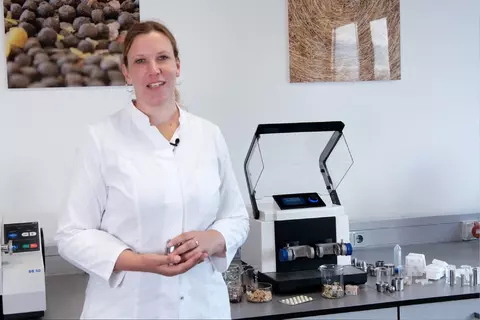 MM 400 Mixer Mill - Introduction Video